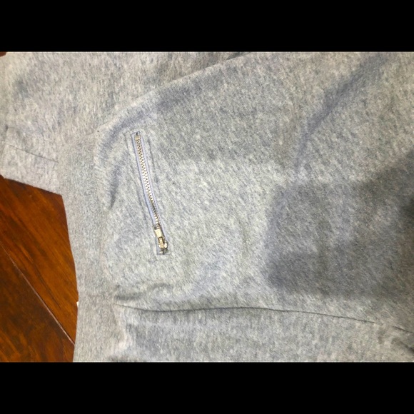 Fabletics grey joggers - Picture 3 of 4